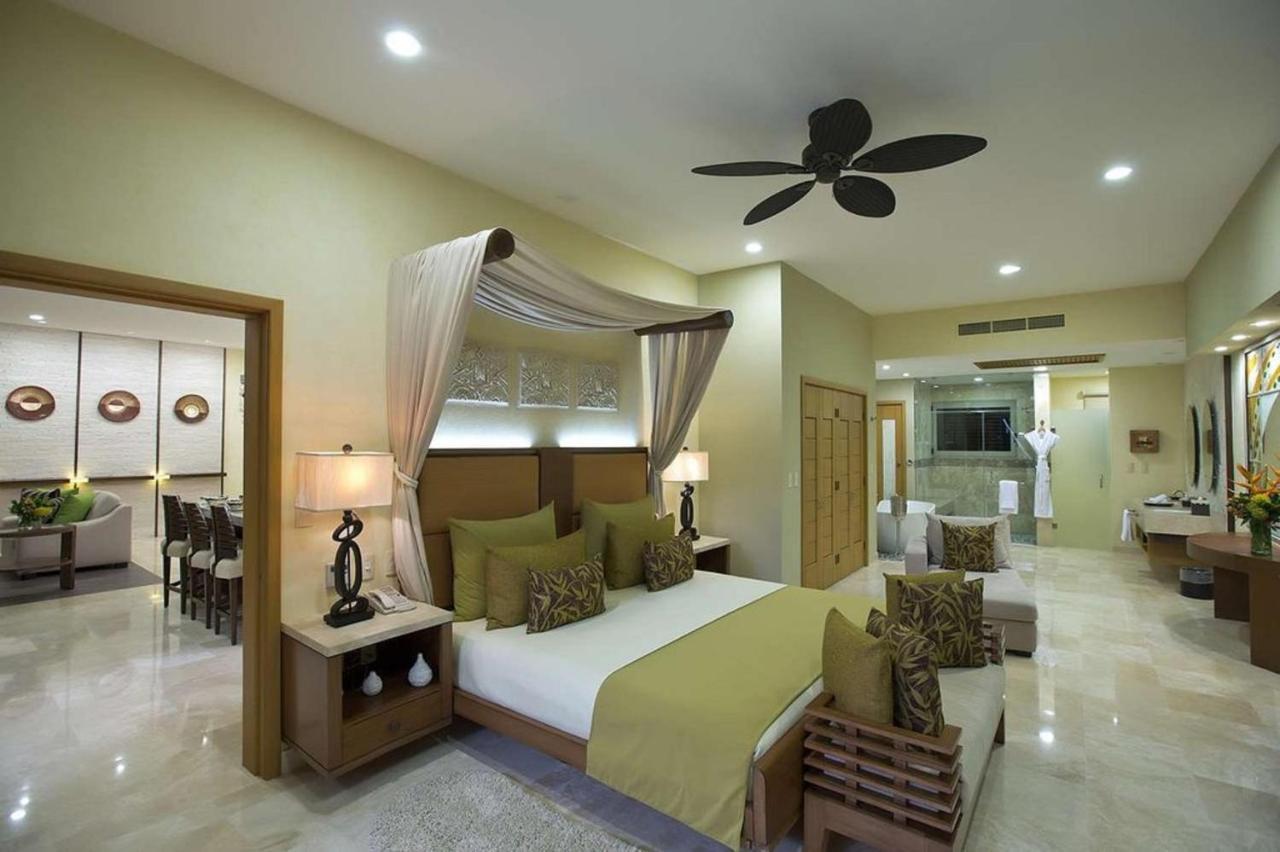 Suites At Garza Blanca Preserve Resort & Spa بويرتو فالارتا المظهر الخارجي الصورة
