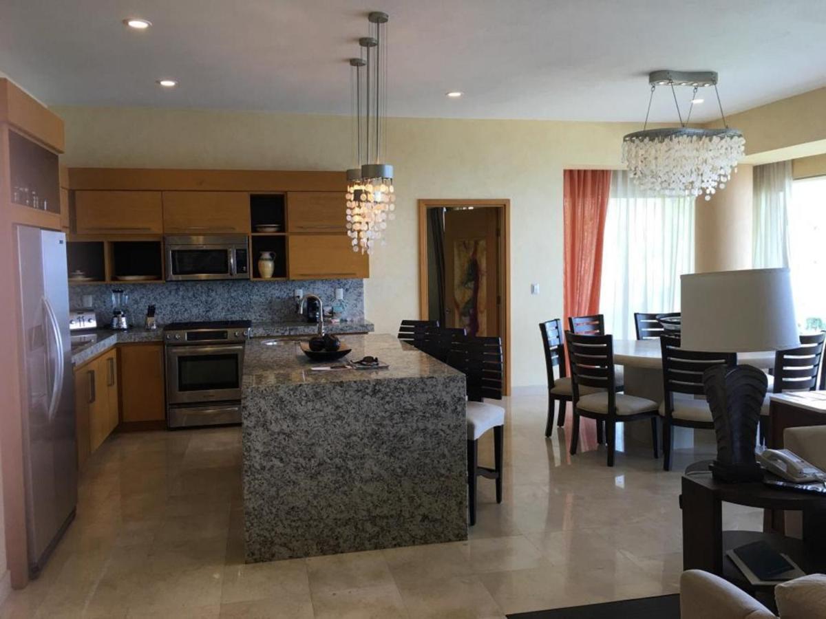 Suites At Garza Blanca Preserve Resort & Spa بويرتو فالارتا المظهر الخارجي الصورة