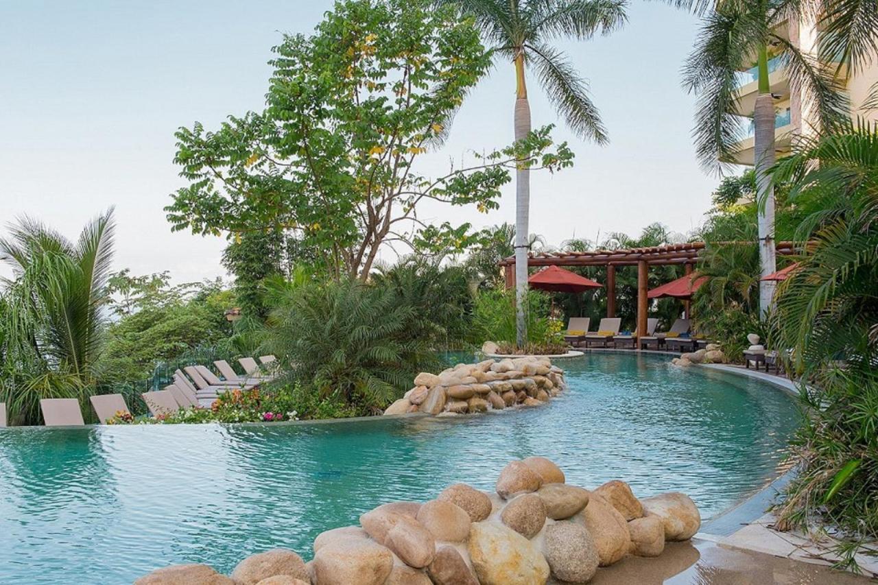 Suites At Garza Blanca Preserve Resort & Spa بويرتو فالارتا المظهر الخارجي الصورة