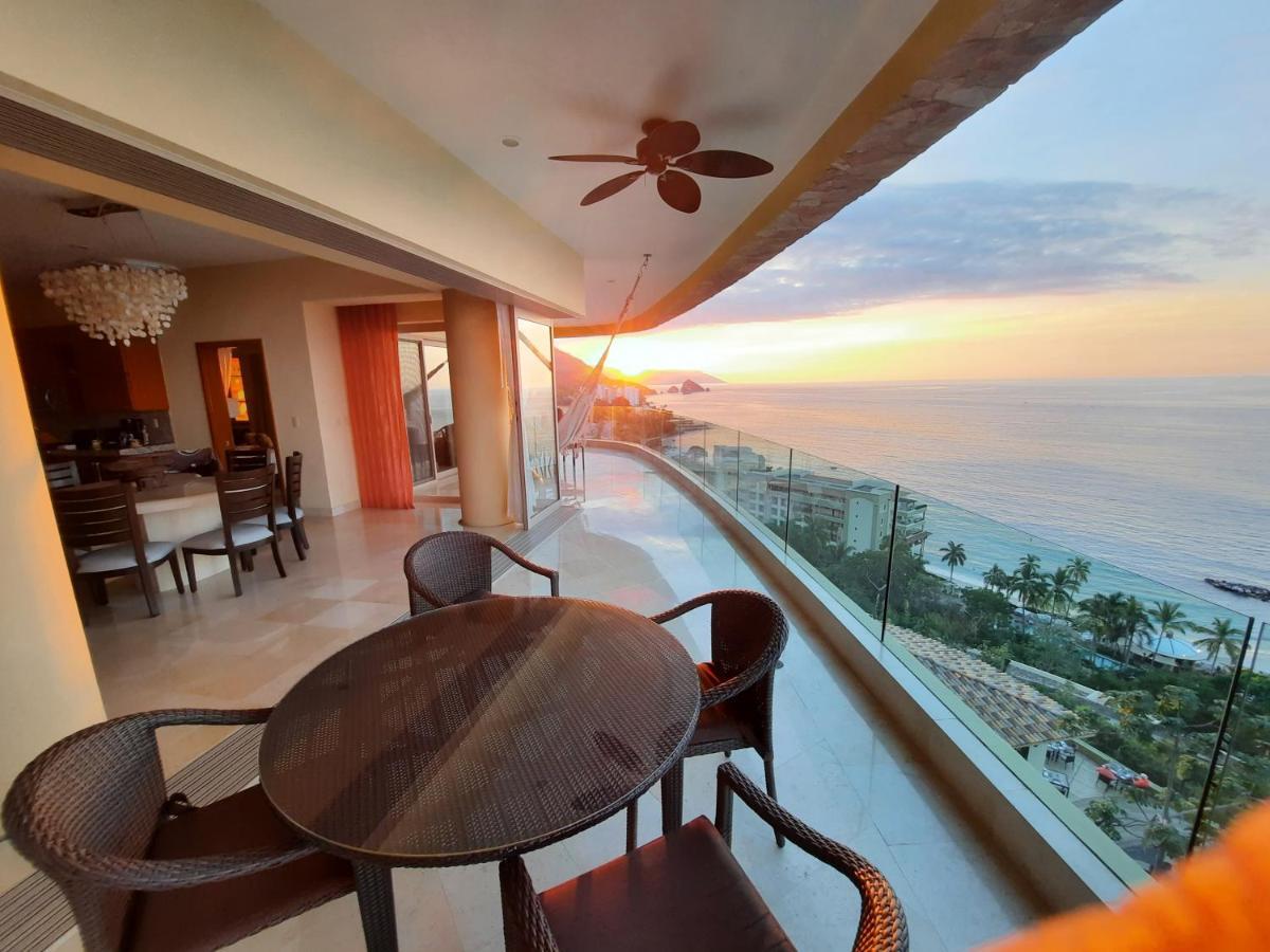 Suites At Garza Blanca Preserve Resort & Spa بويرتو فالارتا المظهر الخارجي الصورة